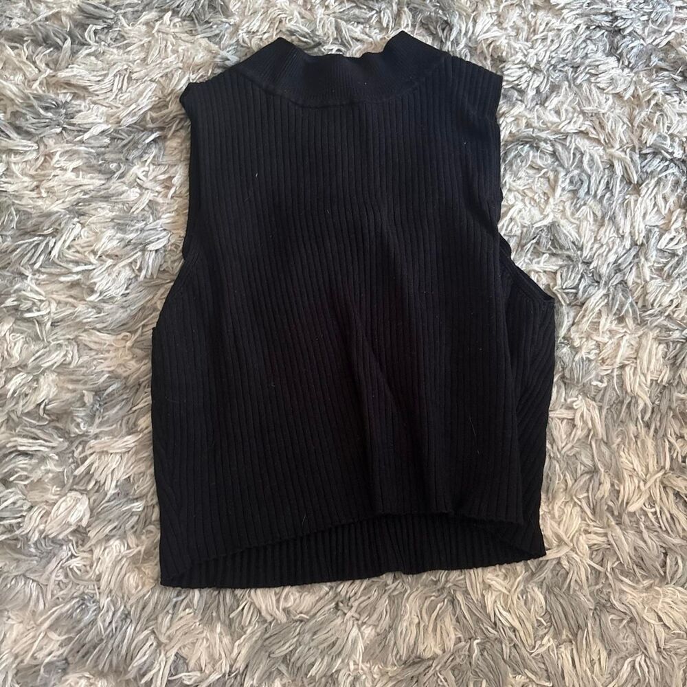 H-m Women's Black Crop-top